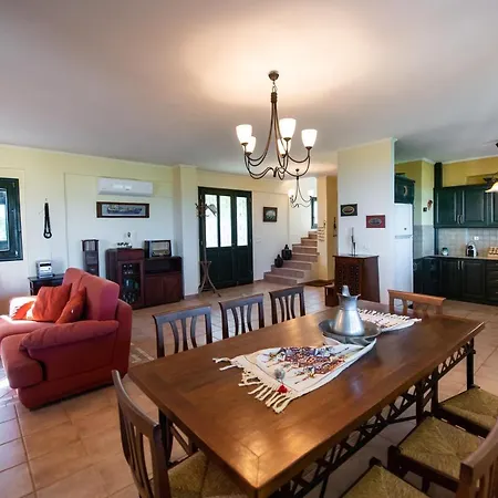 Villa Elegant, Private With Sea View, *