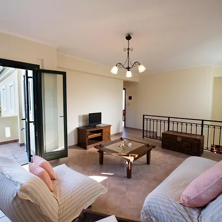 Elegant, Private With Sea View, Μεγανήσι