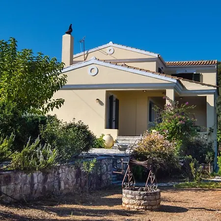 Elegant, Private With Sea View, Μεγανήσι